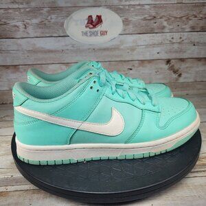 Nike Trainers Size 6.5 Kids Light Green Dunk Low Top Comfort Sneaker Shoes